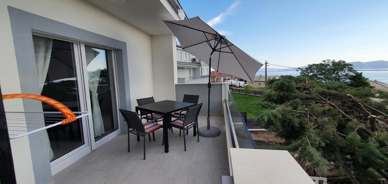 Apartmani Naomi&Leo Senj  Exterior foto